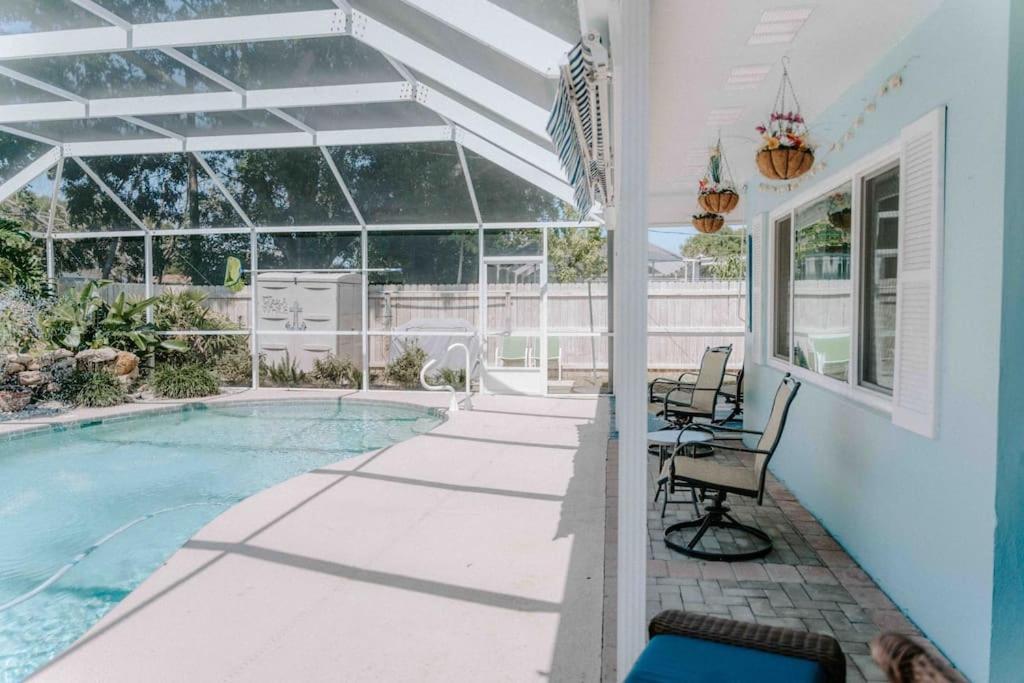 Entire Home, Heated Pool, Just 10 Min To Beach! 维罗比奇 外观 照片